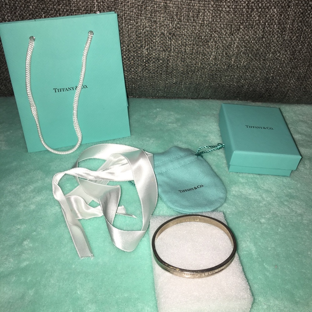 T & Co bangle
